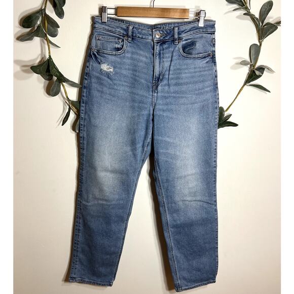 American Eagle Mom Jean - Picture 1 of 7